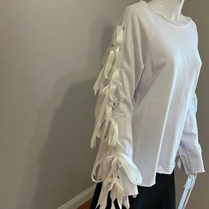 TOV Los Angeles new with tag white sweatshirt size 42